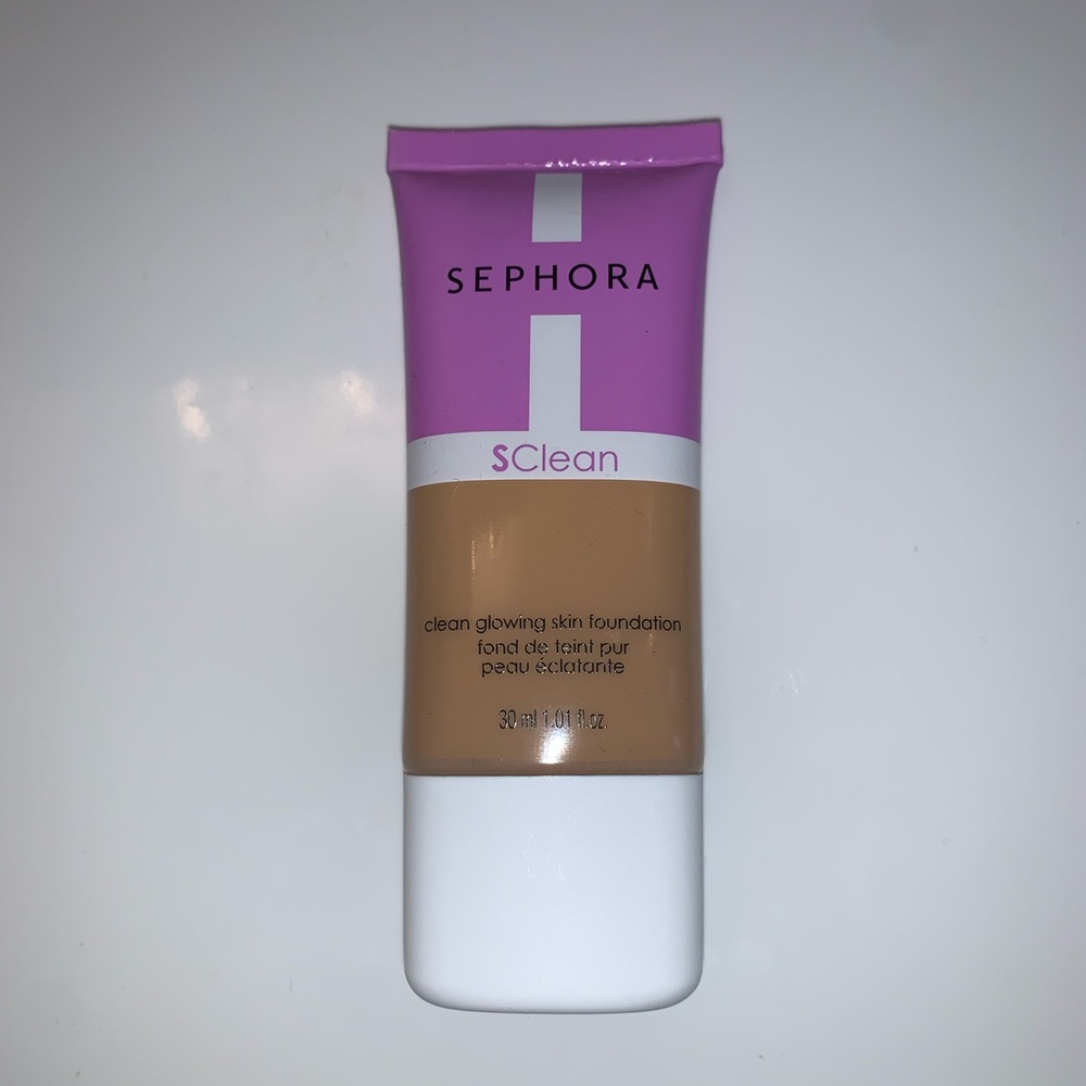 NEW Sephora SClean Glowing Foundation #19